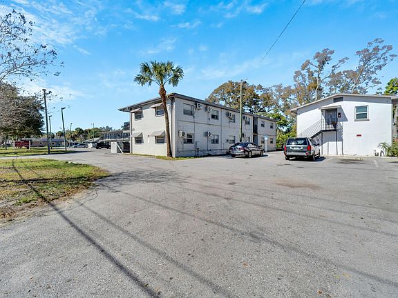 3rd image of 2475 18th Ave S #11333785