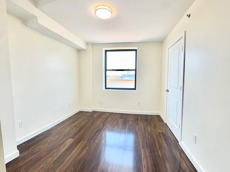 1705 E 17th St #715 — Photo 6