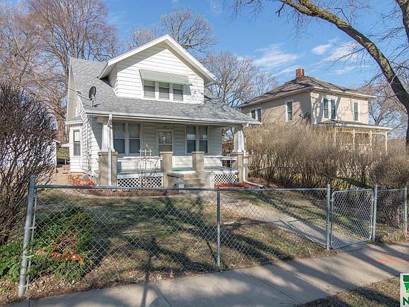 3rd image of 309 S Helen St