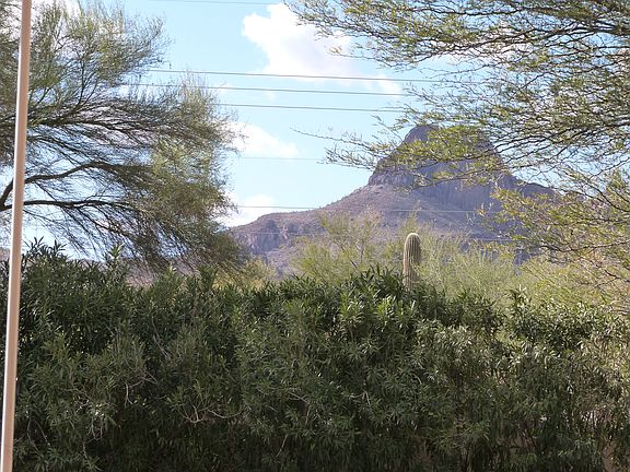 Sombrero peak