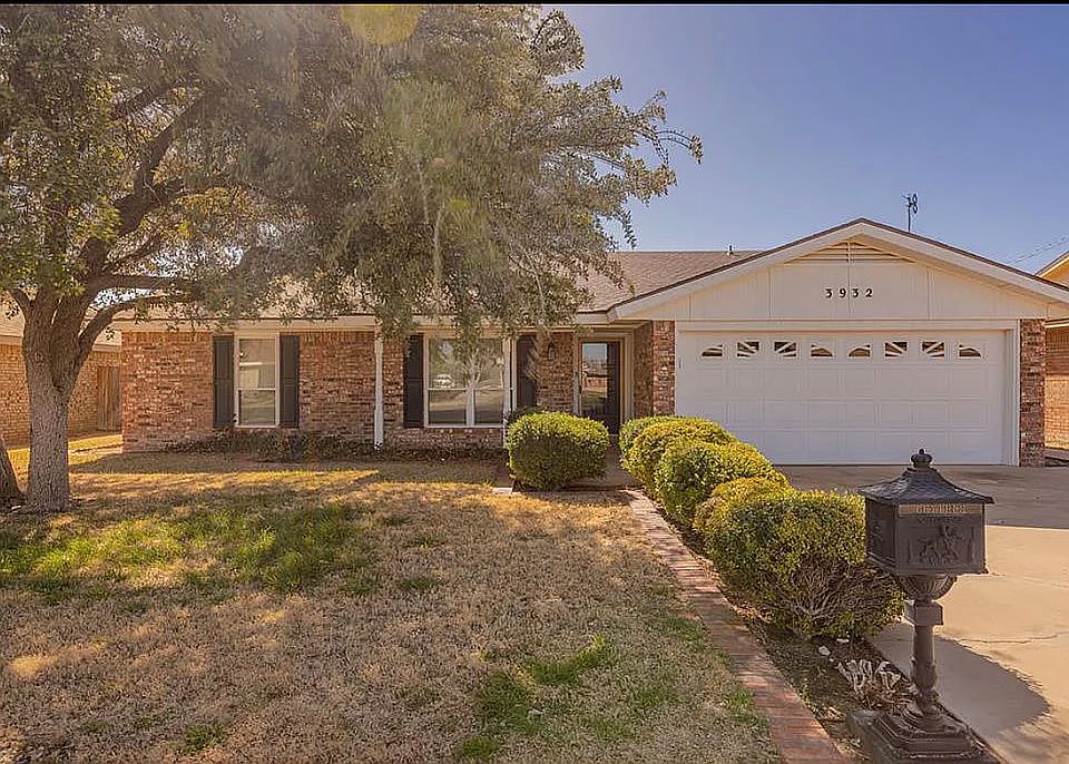 1st image of 3932 Richardson Dr