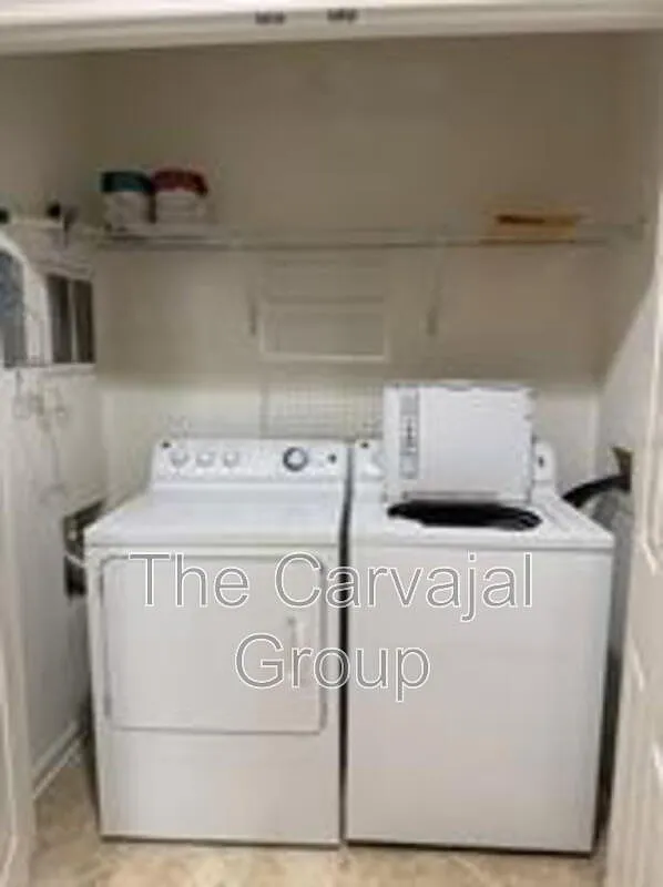 2 bed, 2.0 bath, 1112 sqft, $1,675 — Photo 4