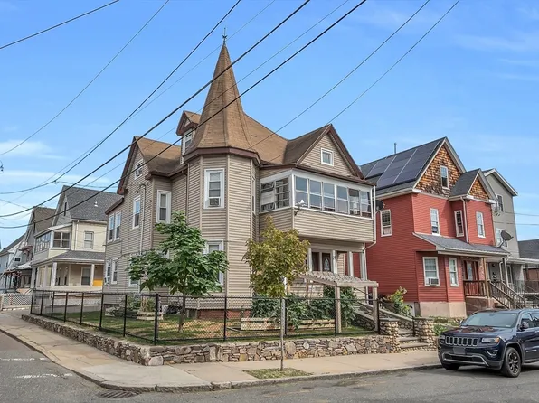 21 Argyle St, Everett, MA 02149