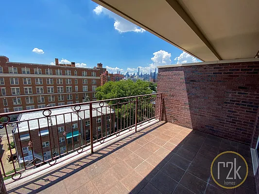 Rented by Realty 2000 Corp | media 70