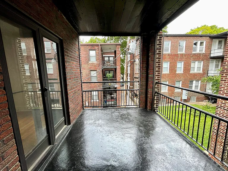 6323 S Rosebury Ave #2E — Photo 16