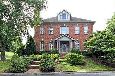 2nd image of 30 Whitworth Blvd