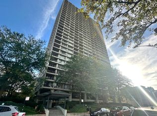 1960 N Lincoln Park West Ave #402, Chicago, IL 60614