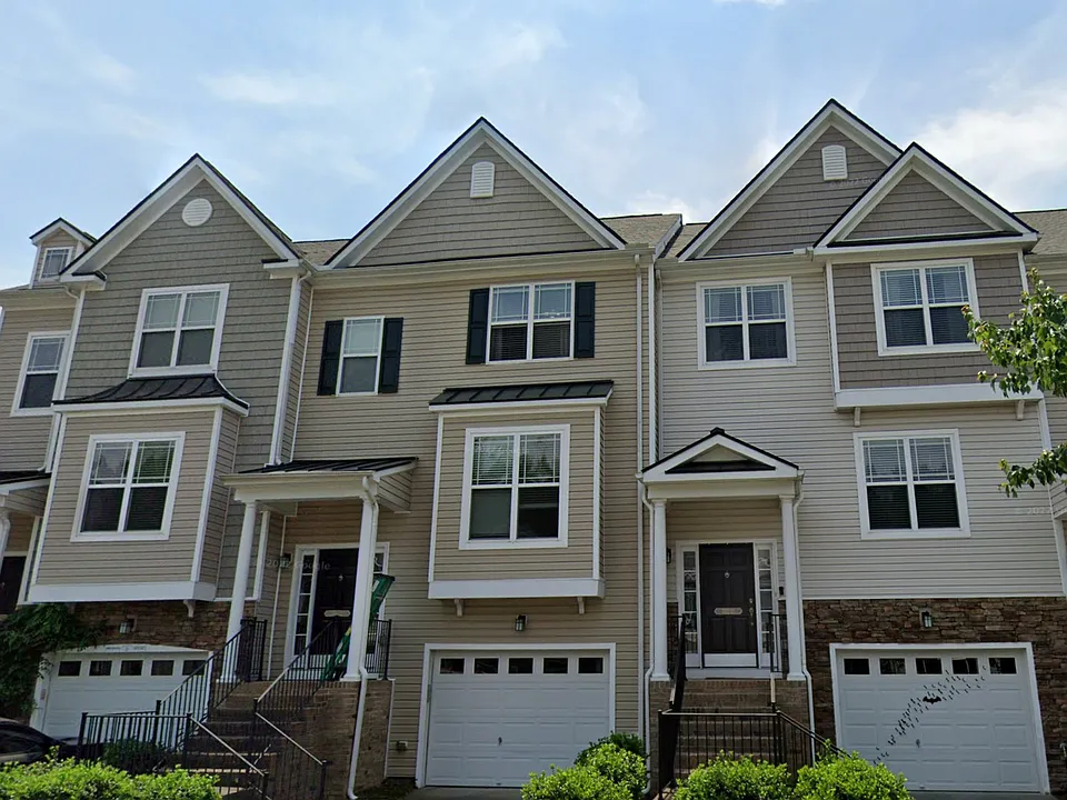 705 Keystone Park Dr #18