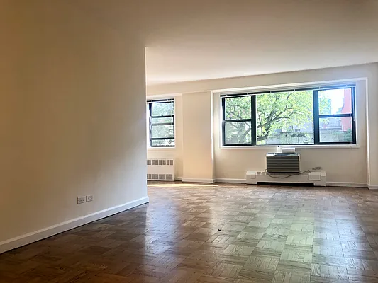 Rented by Corcoran | media 14