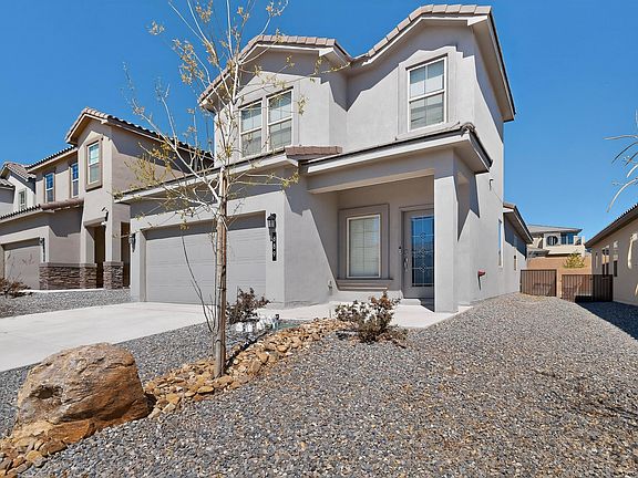 4th image of 889 Tazanita Loop SE