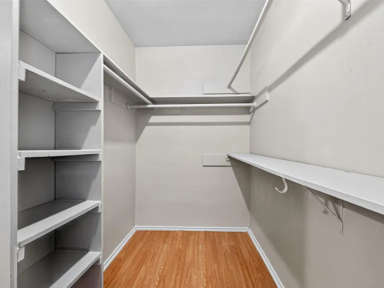 2310 Woodwind Dr — Photo 38