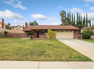 1140 Via Vista Dr, Riverside, CA 92506