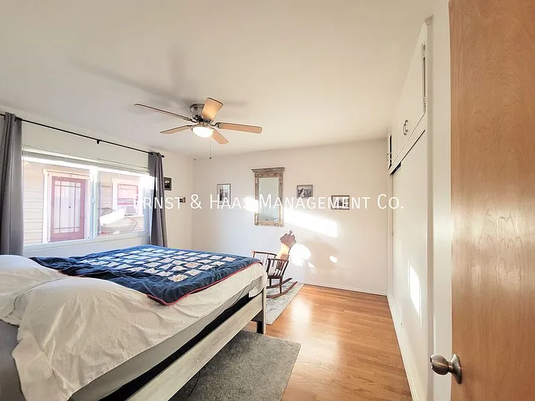 1023 E 1st St #8 — Photo 17