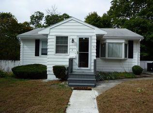 2 Stanley Ter, Saugus, MA 01906