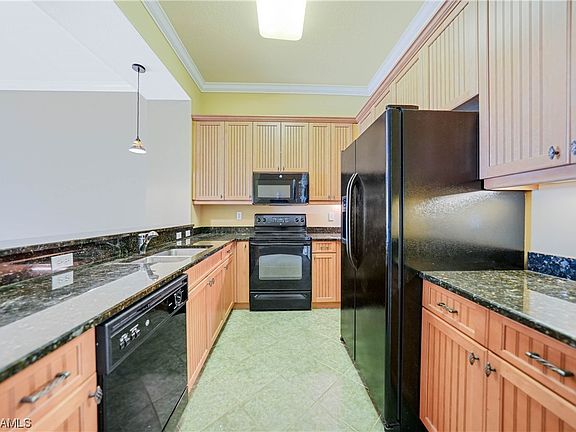 5th image of 5116 Melbourne St #B