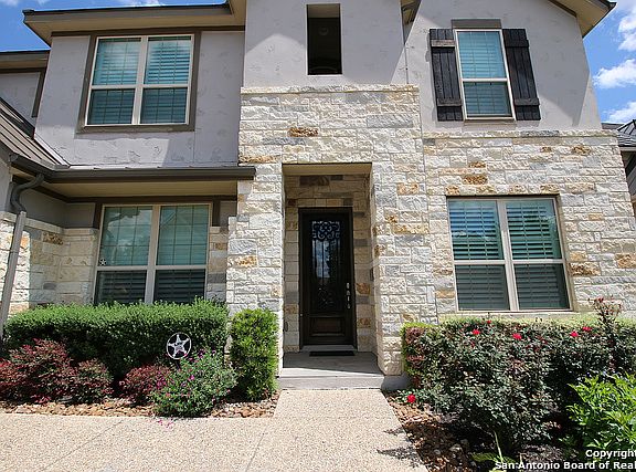 2nd image of 38 Marbella Ct