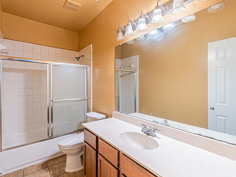 6801 Amesbury Ln — Photo 26