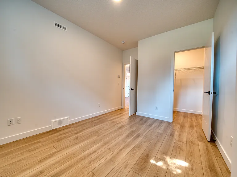 2925 12th Ave SW #203 — Photo 16