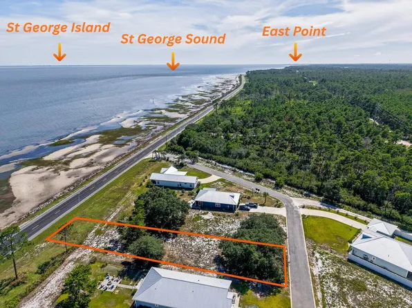 1690 Saint Georges Ct, Eastpoint, FL 32328