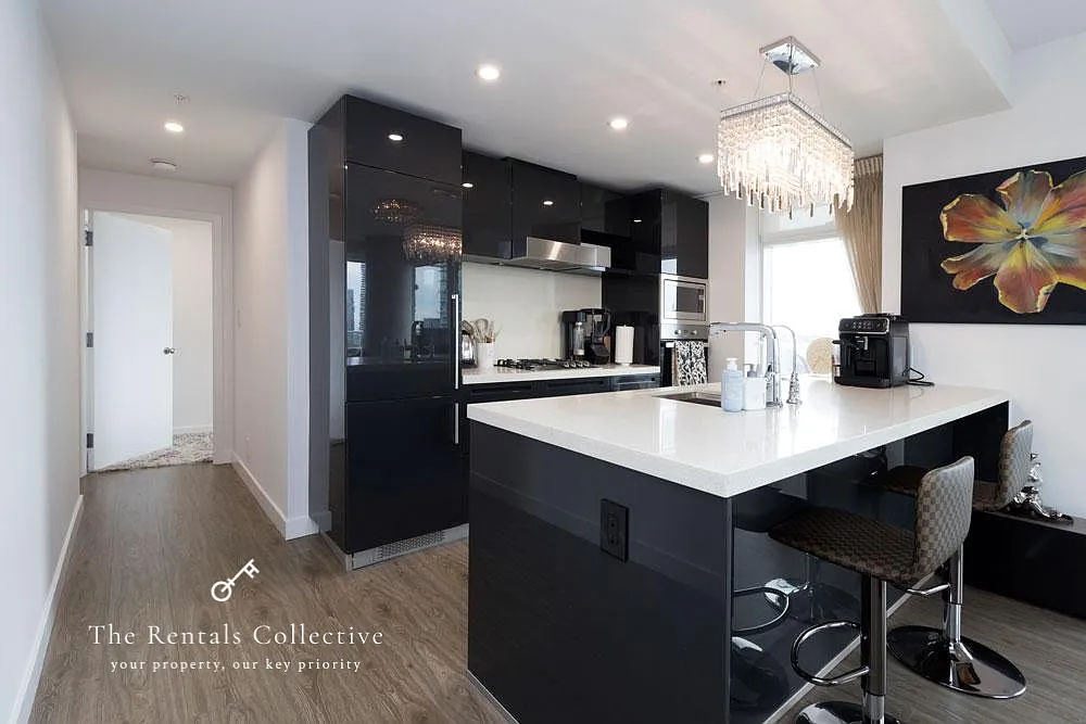 2 bed, 1000 sqft, $5,750 — Photo 4