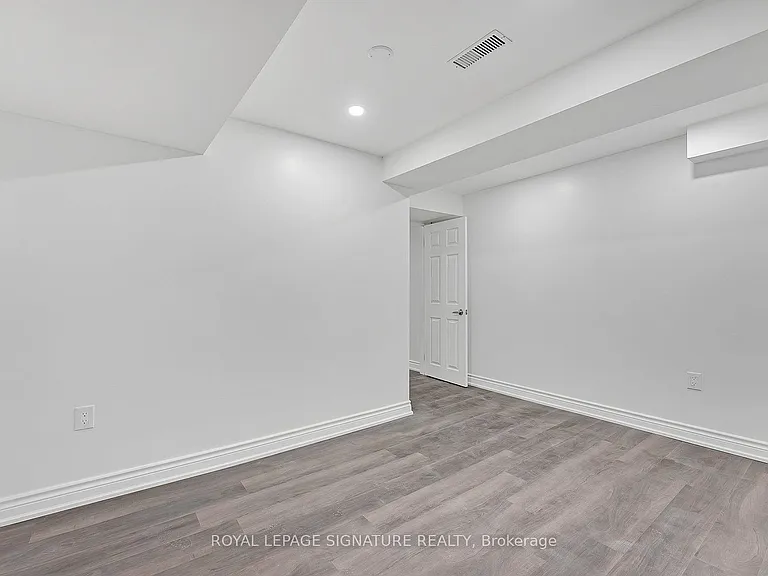 353 Wood Duck Ln #BASEMENT — Photo 21