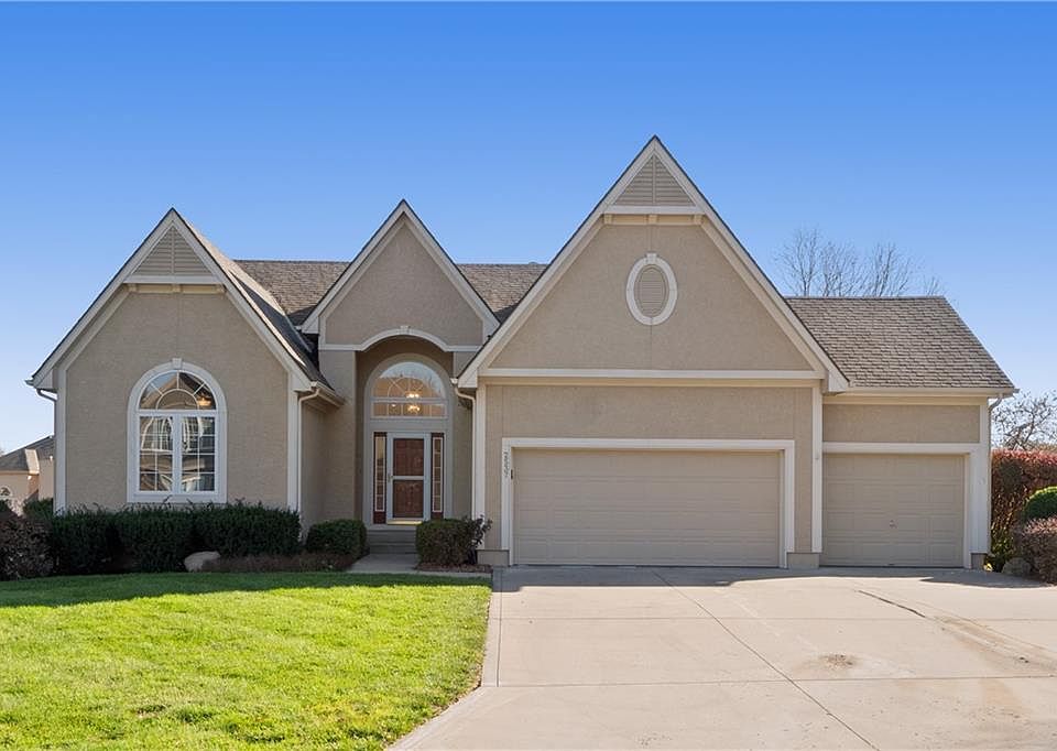 1st image of 2537 SW Wintervalley Ct