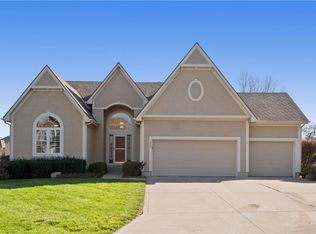 2537 SW Wintervalley Ct, Lees Summit, MO 64081