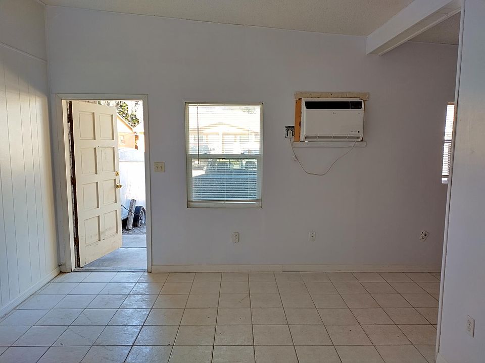 1st image of 1305 E 137th Ave APT B