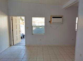 1305 E 137th Ave APT B, Tampa, FL 33613