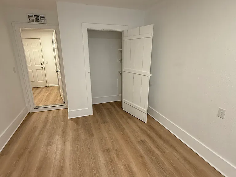 2205 S Hiram Ave — Photo 11