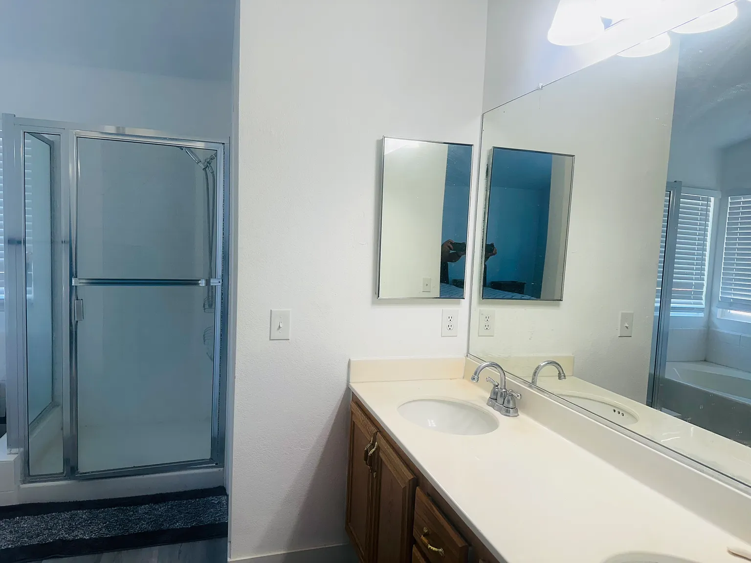 5 bed, 2078 sqft, $4,800 — Photo 3