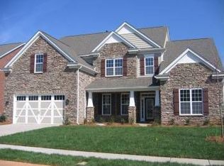 11419 Ashbourne Hall Rd, Charlotte, NC 28277