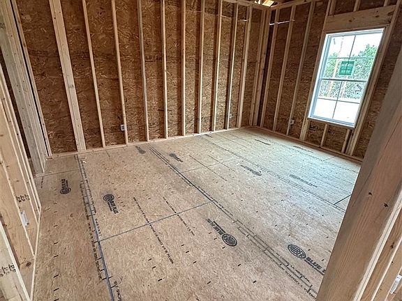 5th image of 1183 Erwin Rd