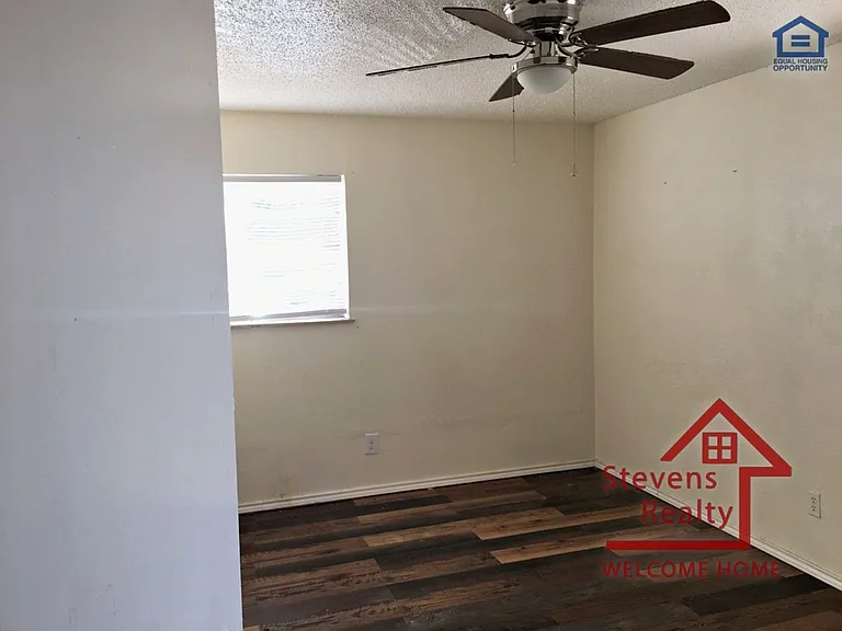 Greenswest Apartments — Photo 42