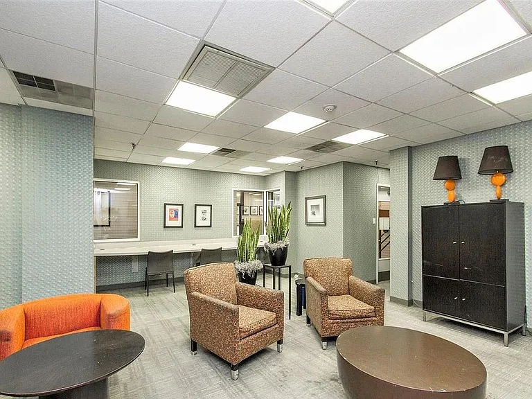 2101 Chestnut St #501 — Photo 17