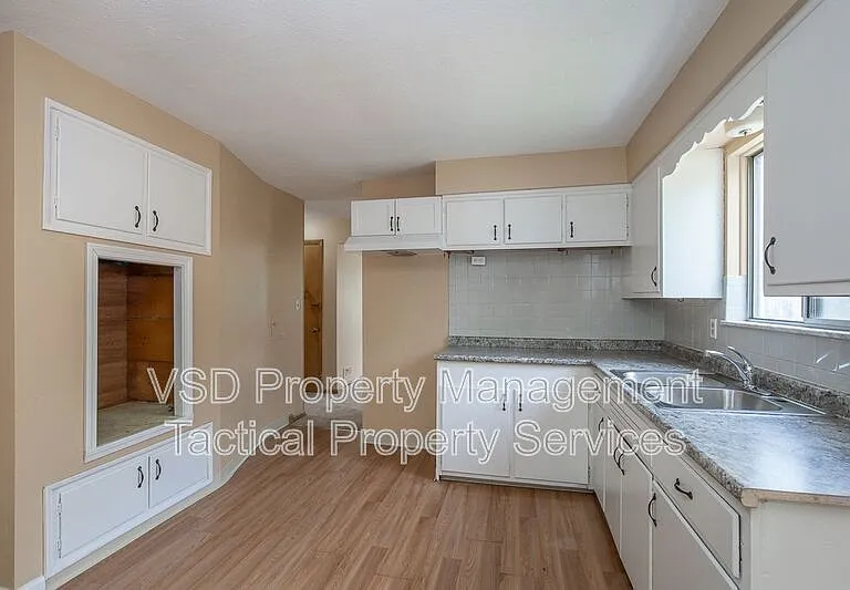19758 Maple Heights Blvd #UP — Photo 7