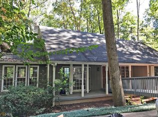 9025 Knoll Dr, Gainesville, GA 30506