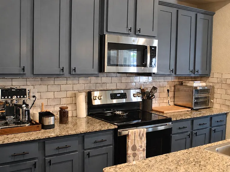 1777 Dryden Ave — Photo 10
