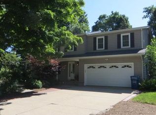 981 Southwold Dr, Akron, OH 44321