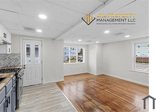 2nd image of 227 Lawrence St #2