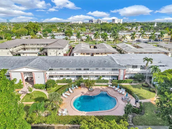 3701 Tyler St APT 211, Hollywood, FL 33021