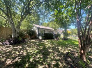 611 Crestside Dr, Duncanville, TX 75137