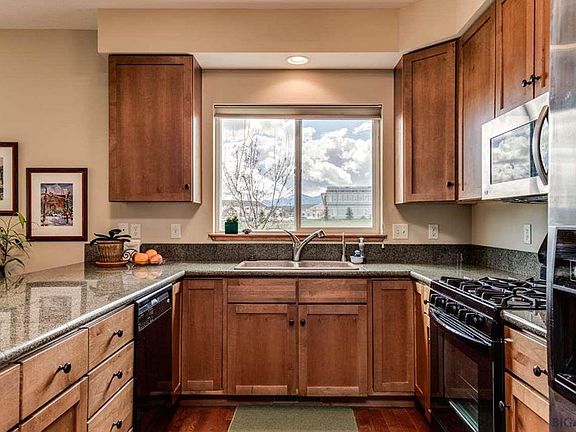 5th image of 480 Stillwater Creek Dr
