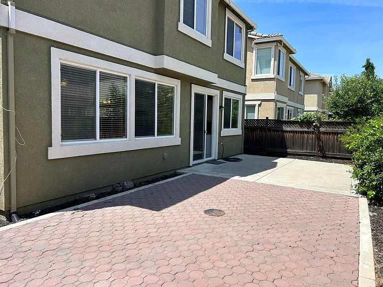 2342 Blue Ridge Ave — Photo 28