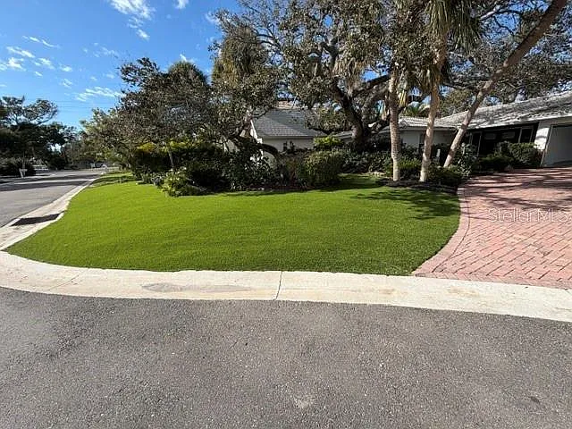 605 Lotus Ln — Photo 23