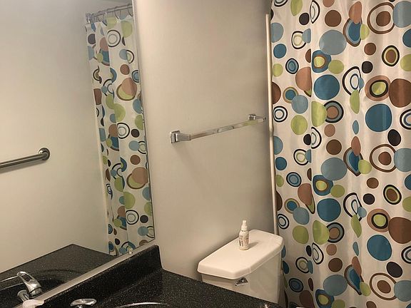 5th image of 5980 Richmond Hwy APT 117