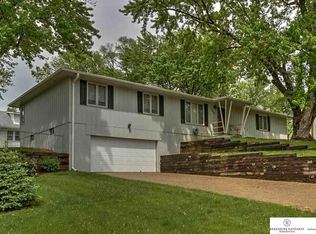 7070 Corby St, Omaha, NE 68104