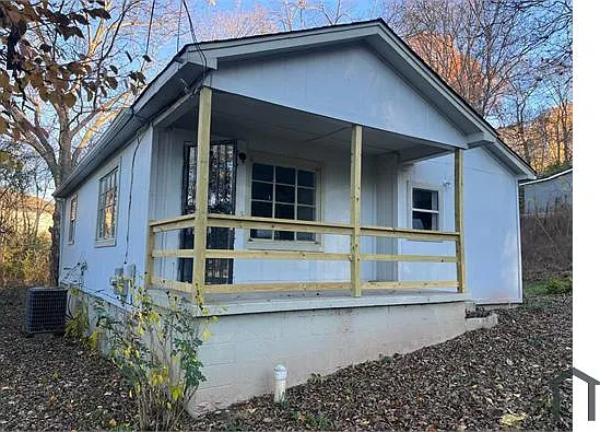 2017 12th Pl SW — Photo 8