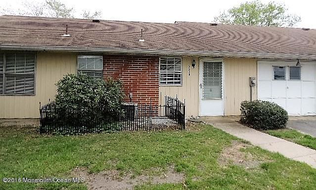 1st image of 323B Coventry Ct