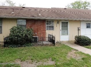 323B Coventry Ct, Lakewood, NJ 08701